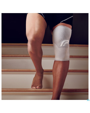 Futuro comfort lift knee small   76586