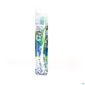 Oral b brosse crossaction junior 8+