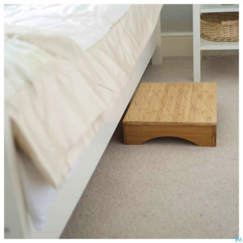 Marchepied lit ou baignoire bambou