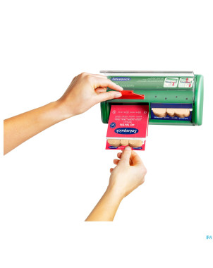 Salvequick distributeur pansement    490700