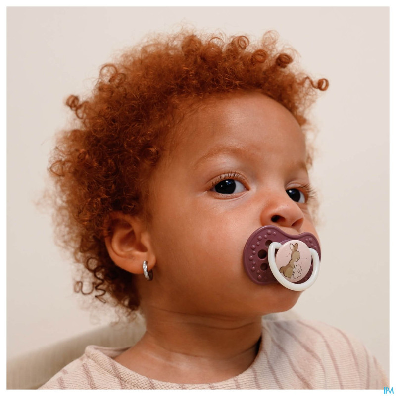 Difrax dynamic sucette day&night girl 6-18m 2